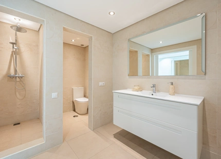 APARTAMENTO EN PRIMERA LÍNEA DE GOLF EN VENTA EN NUEVA ANDALUCÍA