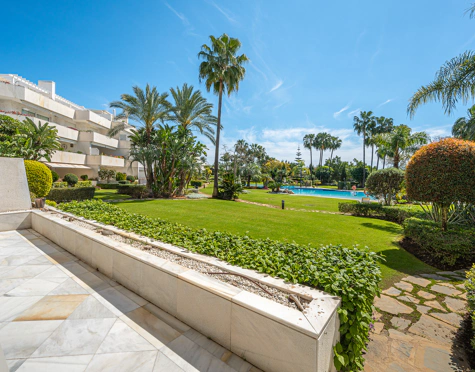 Ground Floor Apartment for sale in Las Brisas del Golf, Nueva Andalucia