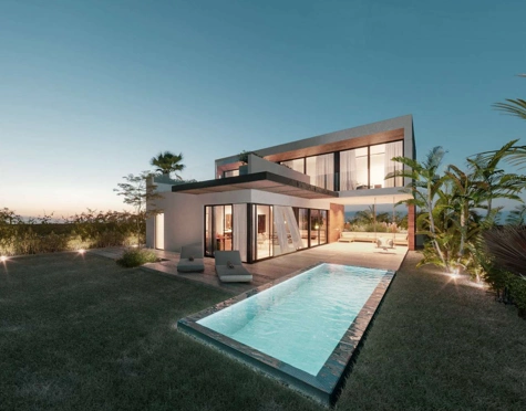 NEW FRONTLINE GOLF DEVELOPMENT FOR SALE ON THE NEW GOLDEN MILE IN ESTEPONA 