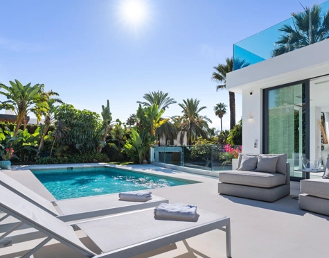 Villa en venta en Las Brisas, Nueva Andalucia