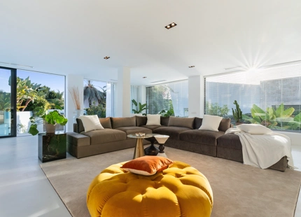 CONTEMPORARY VILLA FOR SALE IN NUEVA ANDALUCIA, MARBELLA
