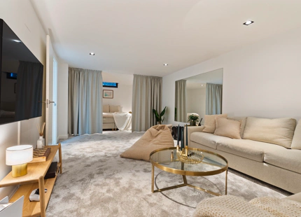 CONTEMPORARY VILLA FOR SALE IN NUEVA ANDALUCIA, MARBELLA