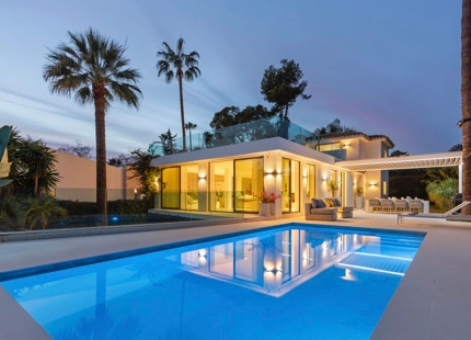 CONTEMPORARY VILLA FOR SALE IN NUEVA ANDALUCIA, MARBELLA