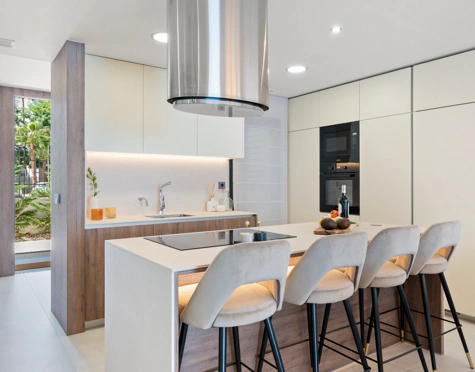 Semi Detached House for sale in Marbella - Puerto Banus