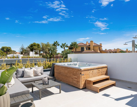 Semi Detached House for sale in Marbella - Puerto Banus
