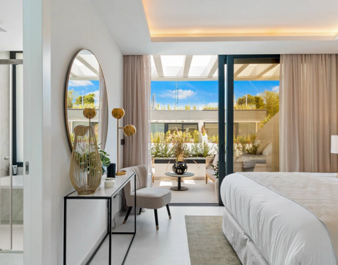 Semi Detached House for sale in Marbella - Puerto Banus