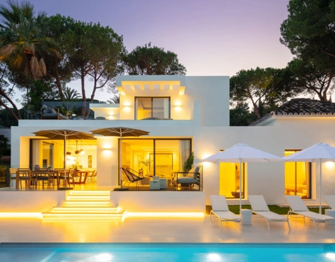 ENTIRELY REFURBISHED VILLA FOR SALE IN NUEVA ANDALUCIA