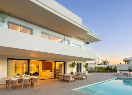 STUNNING GOLF VIEW VILLA FOR SALE ON THE NEW GOLDEN MILE, ESTEPONA