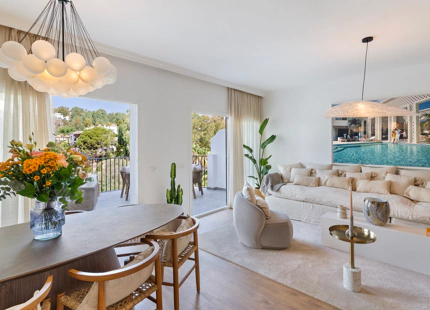 CASA ADOSADA LUMINOSA Y RENOVADA A LA VENTA EN LA QUINTA, BENAHAVÍS