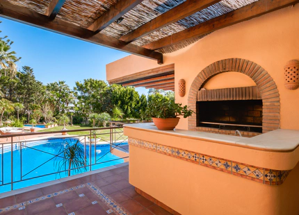 MANSION EN PRIMERA LINEA DE PLAYA EN VENTA EN LA NUEVA MILLA DE ORO 