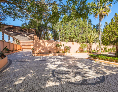 Villa en venta en New Golden Mile, Estepona East