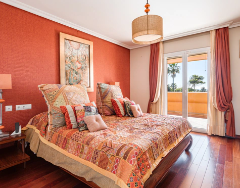 Villa en venta en New Golden Mile, Estepona East