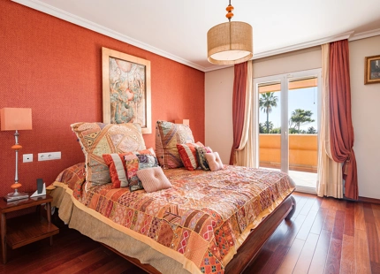 MANSION EN PRIMERA LINEA DE PLAYA EN VENTA EN LA NUEVA MILLA DE ORO 