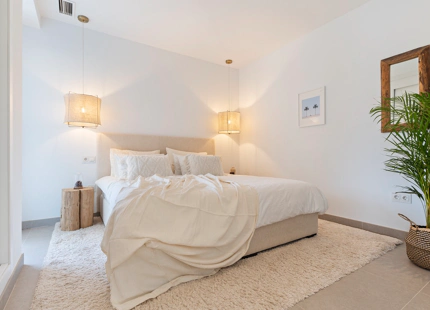 VILLA MODERNA DE GOLF EN PRIMERA LÍNEA EN VENTA EN ESTEPONA ESTE