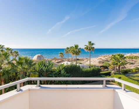 Villa for sale in Las Chapas, Marbella Este