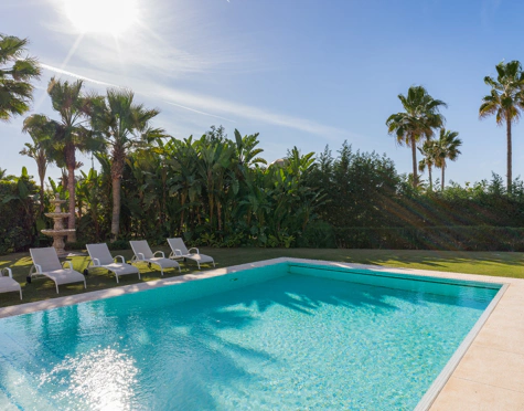 Villa for sale in Las Chapas, Marbella Este