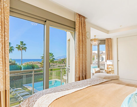 Villa for sale in Las Chapas, Marbella Este