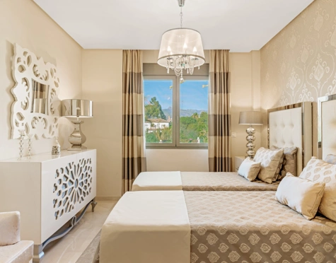 Villa for sale in Las Chapas, Marbella Este