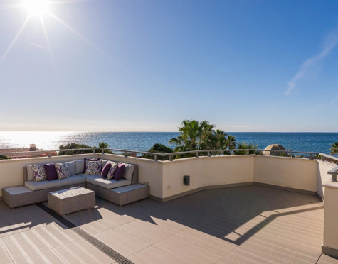 Villa for sale in Las Chapas, Marbella Este