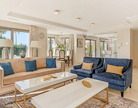 Villa for sale in Las Chapas, Marbella Este