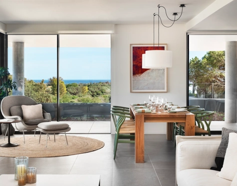 LOVELY GROUND FLOOR APARTMENT WITH GARDEN FOR SALE IN SOTOGRANDE