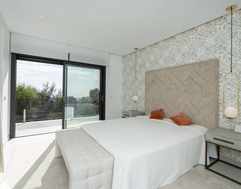 Villa for sale in Benalmadena