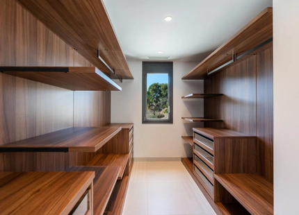 VILLA LUMINOSA Y CONTEMPORÁNEA EN VENTA EN BENALMÁDENA