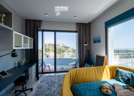 ONE-OF-A-KIND VILLA FOR SALE ON THE HILLS OF ALCUZCUZ, BENAHAVIS