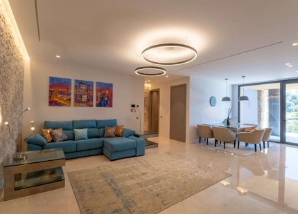 ONE-OF-A-KIND VILLA FOR SALE ON THE HILLS OF ALCUZCUZ, BENAHAVIS