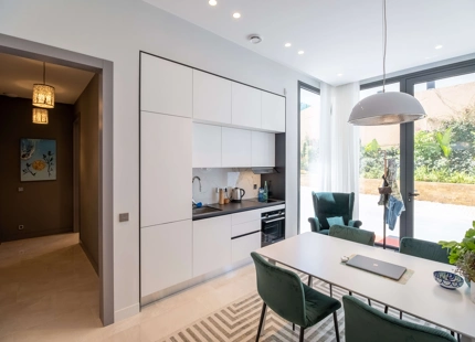 ONE-OF-A-KIND VILLA FOR SALE ON THE HILLS OF ALCUZCUZ, BENAHAVIS