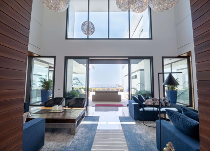 ONE-OF-A-KIND VILLA FOR SALE ON THE HILLS OF ALCUZCUZ, BENAHAVIS