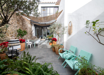 CASA UNIFAMILIAR ÚNICA EN VENTA EN EL CENTRO DE ESTEPONA
