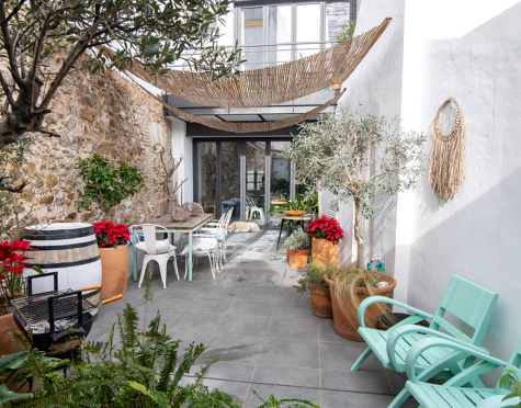 UNIQUE TOWNHOUSE FOR SALE IN ESTEPONA CENTER