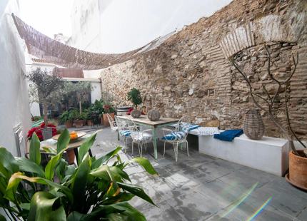 CASA UNIFAMILIAR ÚNICA EN VENTA EN EL CENTRO DE ESTEPONA