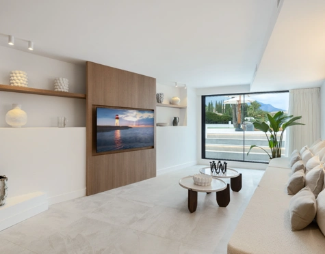 Villa for sale in Nueva Andalucia, Marbella