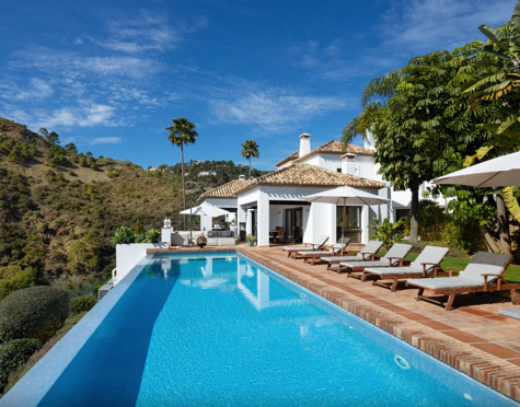 Villa for sale in Lomas de La Quinta, Benahavis