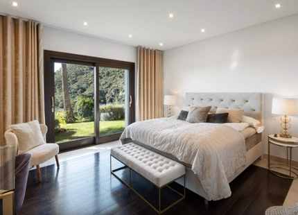 ELEVATED VILLA WITH UNIQUE GOLF VIEWS FOR SALE IN LA QUINTA, BENAHAVIS