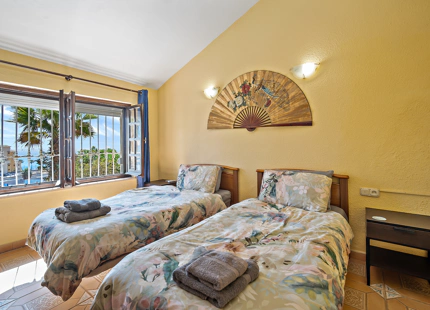 VILLA ANDALUZA EN VENTA EN EL CENTRO DE FUENGIROLA
