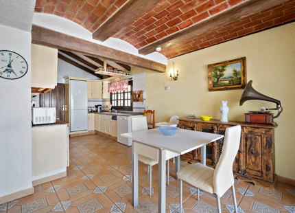 VILLA ANDALUZA EN VENTA EN EL CENTRO DE FUENGIROLA