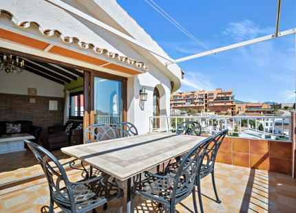 VILLA ANDALUZA EN VENTA EN EL CENTRO DE FUENGIROLA