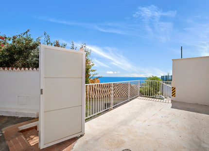 VILLA ANDALUZA EN VENTA EN EL CENTRO DE FUENGIROLA