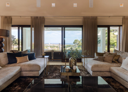 MAGNIFICENT GRAND VILLA FOR SALE IN EL HERROJO ALTO, BENAHAVIS