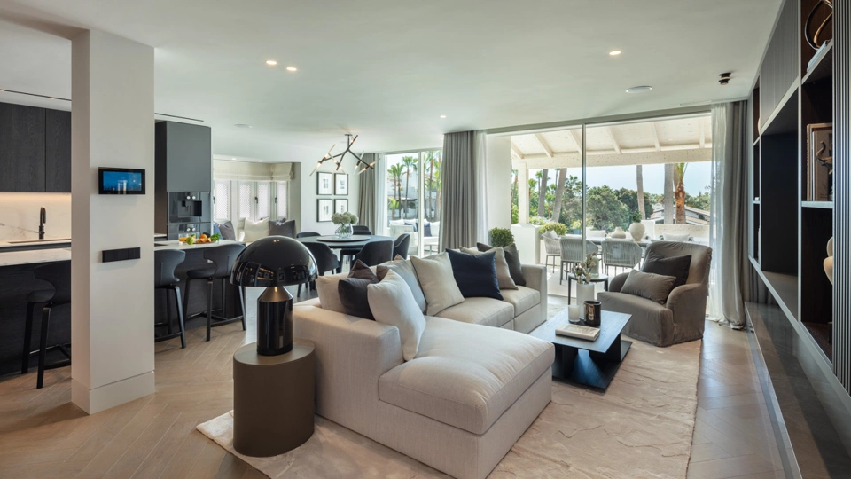 Atico Duplex en venta en Marina Puente Romano, Marbella Golden Mile