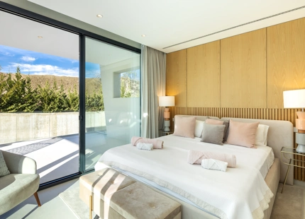 VILLA DE CONTEMPORANEA DE LUJO EN VENTA EN NUEVA ANDALUCIA