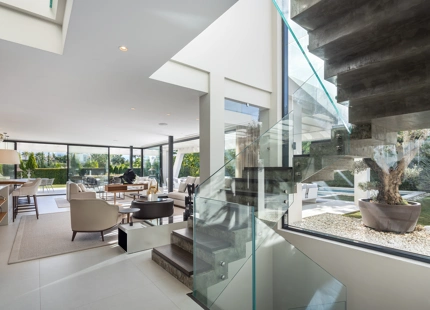 VILLA DE CONTEMPORANEA DE LUJO EN VENTA EN NUEVA ANDALUCIA