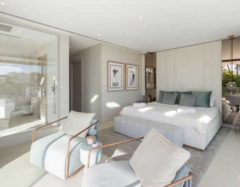 Villa for sale in Nueva Andalucia, Marbella
