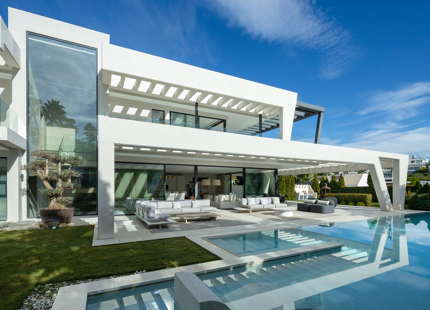 VILLA DE CONTEMPORANEA DE LUJO EN VENTA EN NUEVA ANDALUCIA
