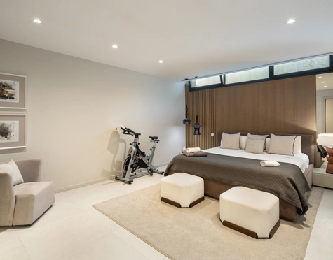 Villa for sale in Nueva Andalucia, Marbella