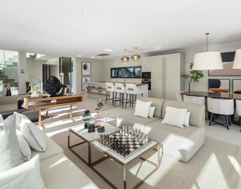 Villa for sale in Nueva Andalucia, Marbella
