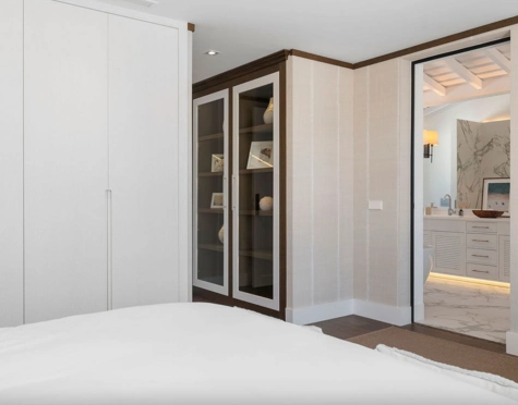 Villa en venta en Los Naranjos Golf, Nueva Andalucia